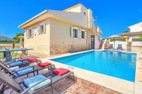 Villa Lago Muro by Villa Plus